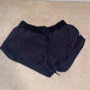 LULULEMON Hotty hot shorts